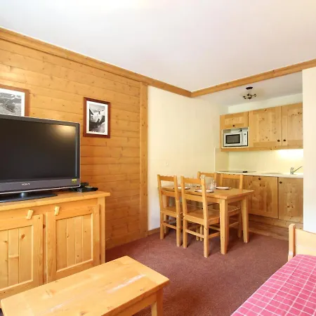 アパート Cosy 4 Pers. Pied Des Pistes Avec Parking Et Piscine - - Fr-1-508-181